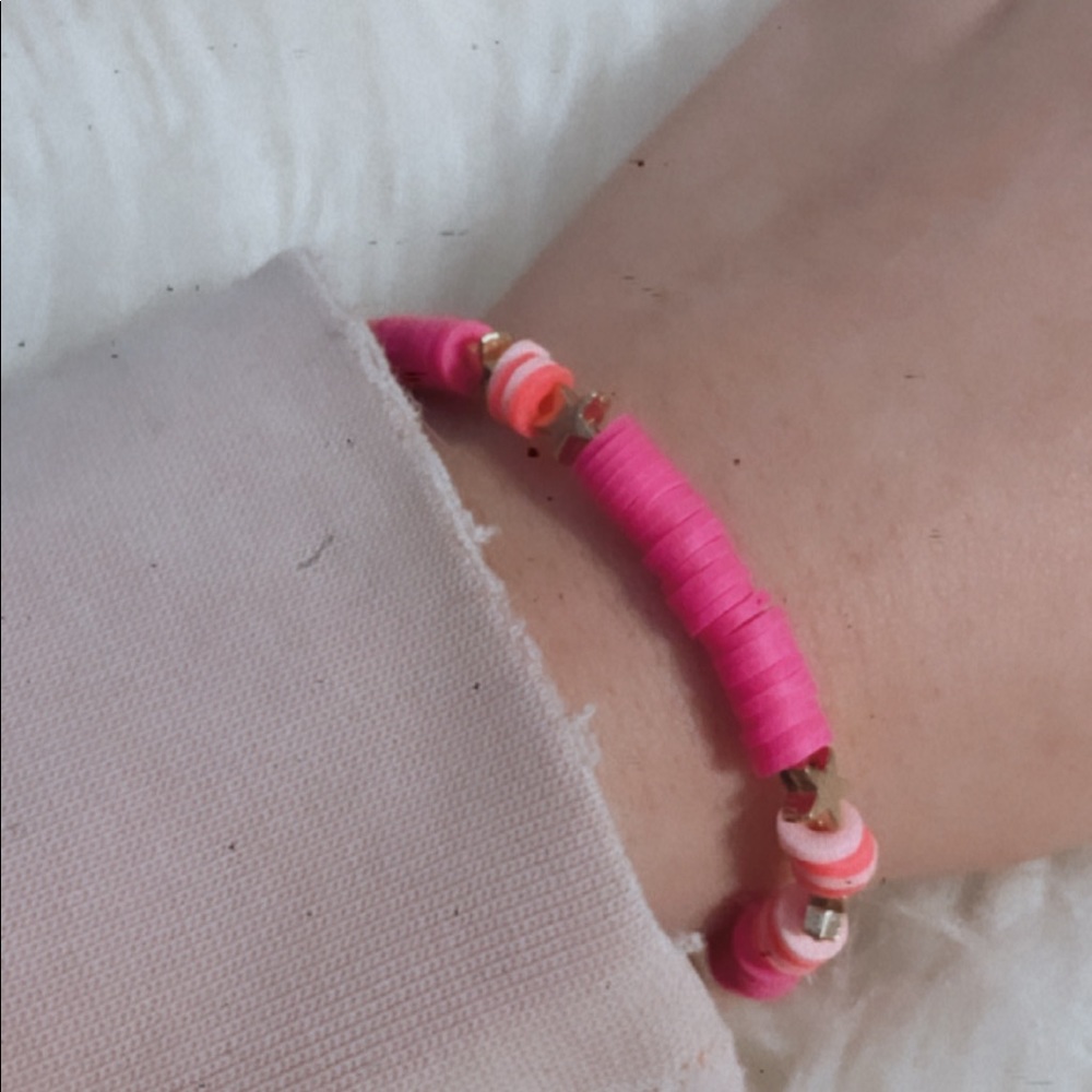 We our selling our pink star bracelet!